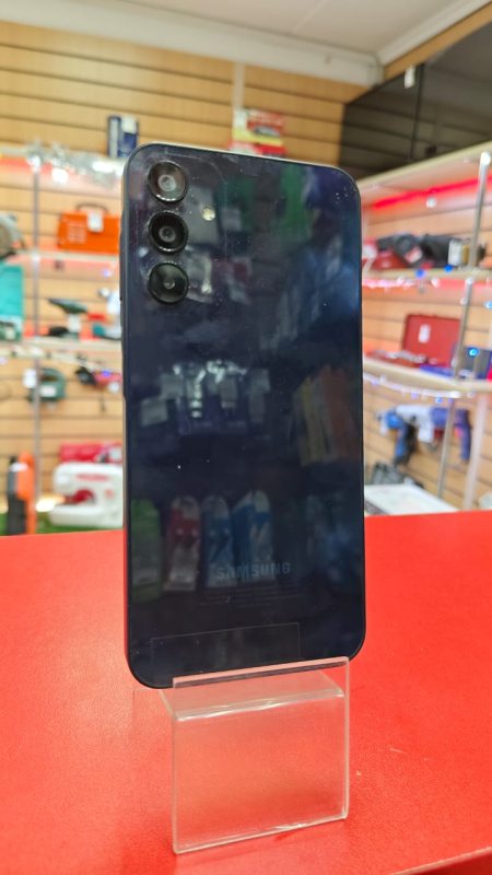 Мобильный телефон Samsung Galaxy A15