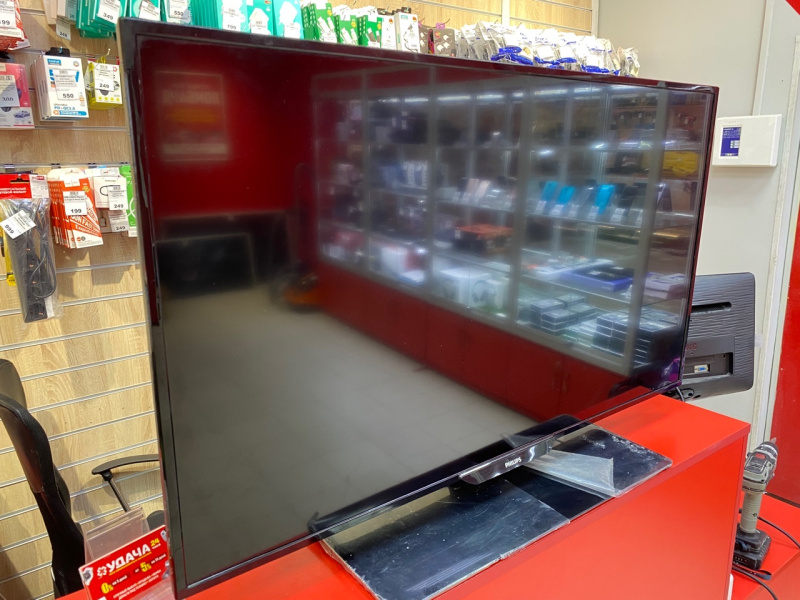 Телевизор Philips 40PFT4509
