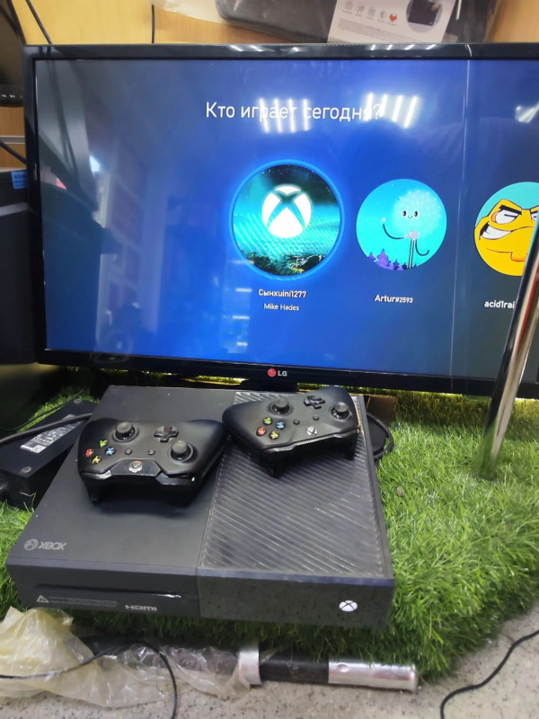 Игровая приставка Xbox one