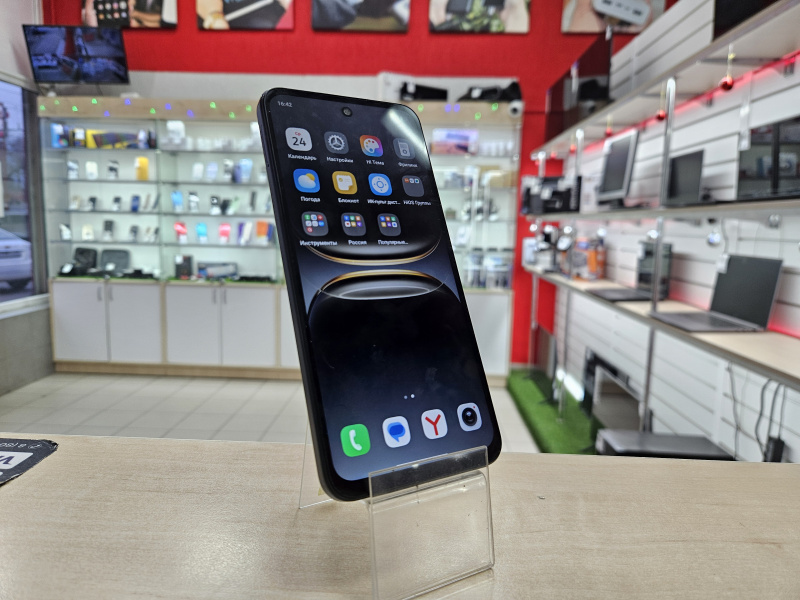 Мобильный телефон Tecno Spark Go 2