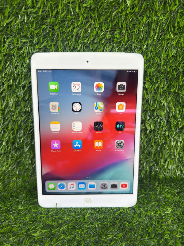 Планшет Apple iPad mini 2